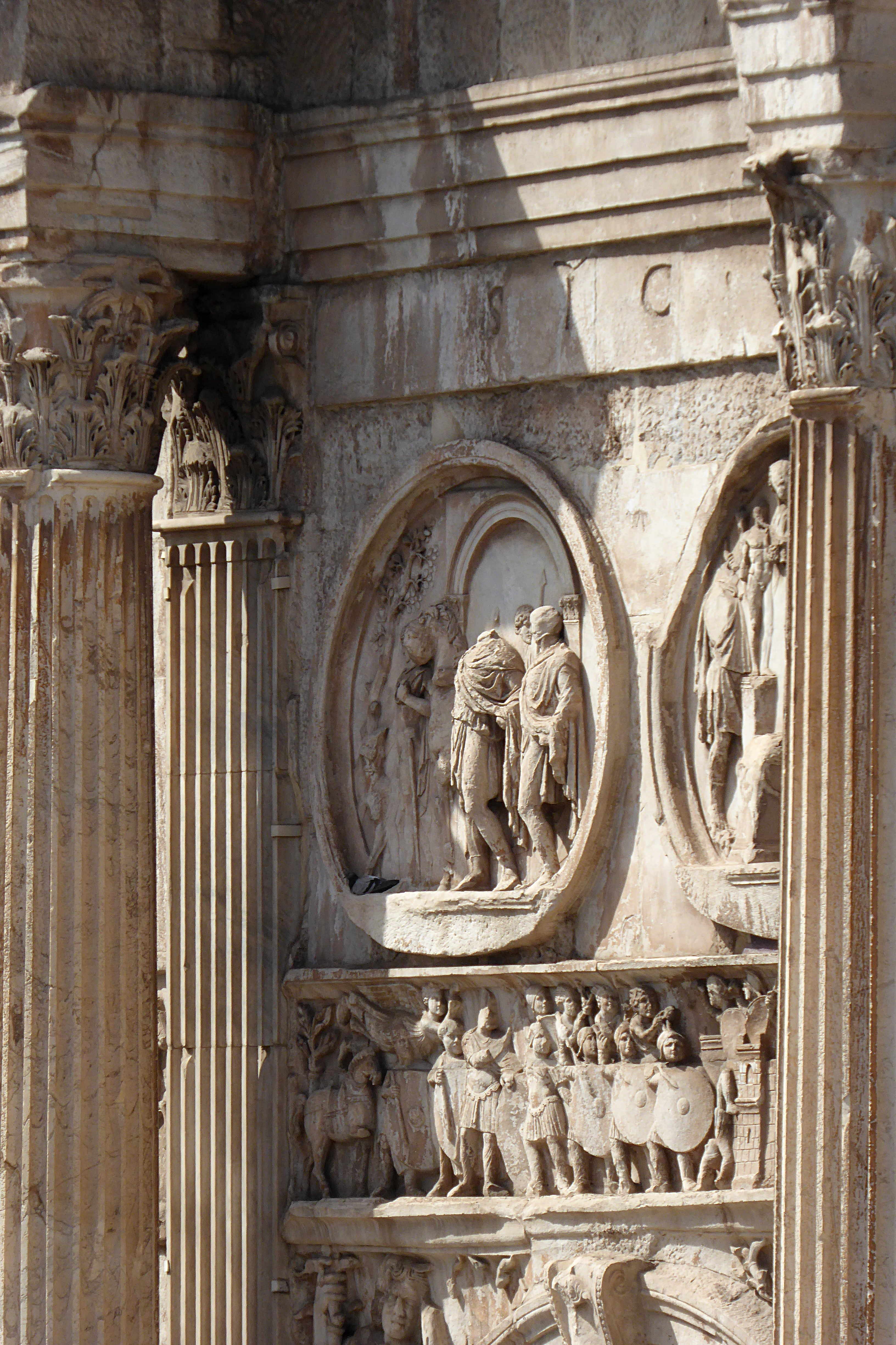 Konstantinsbogen beim Colloseum